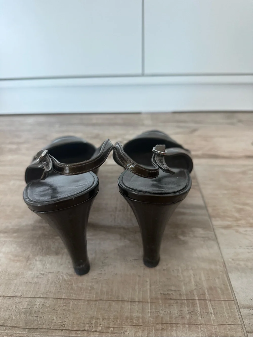 CHANEL Olive Green and Black Patent Leather Slingback Pumps vintage